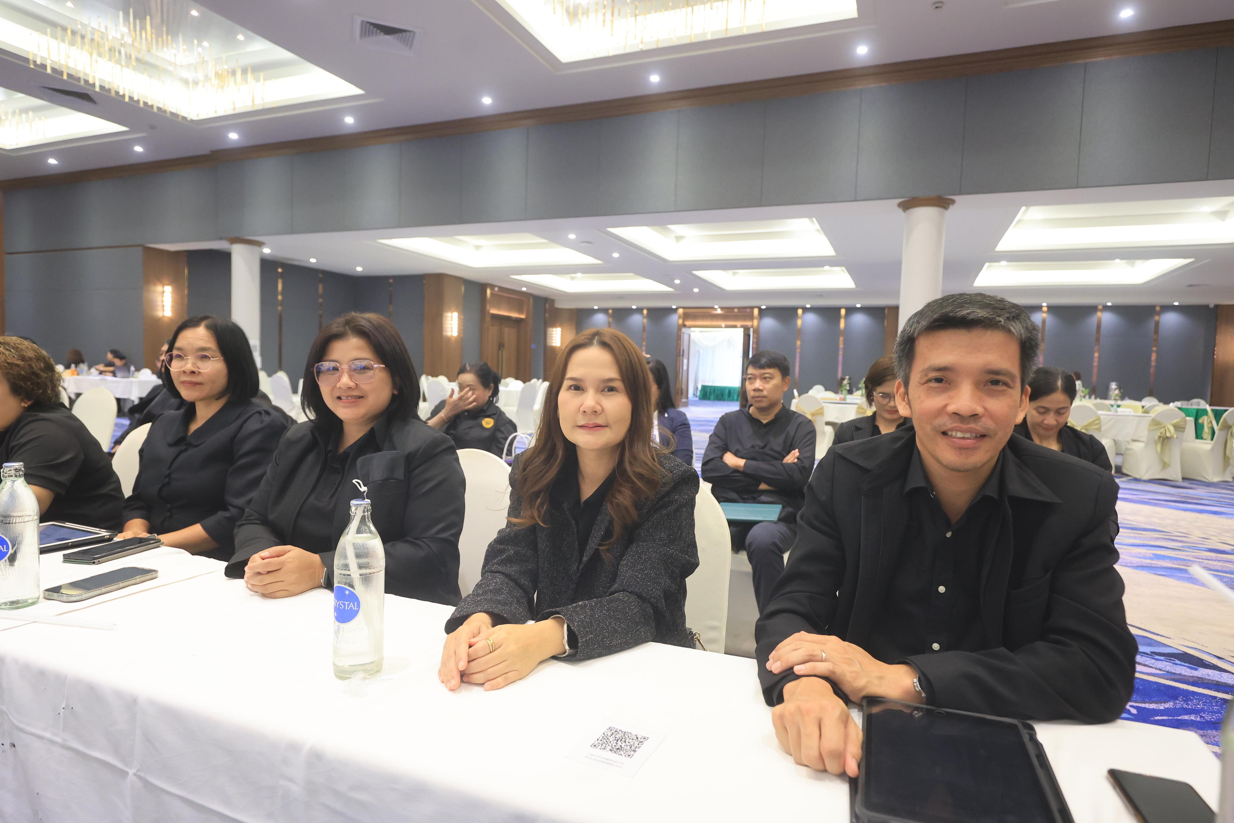 title - เลขาฯ ส.ป.ก. ประชุมเข้ม! 